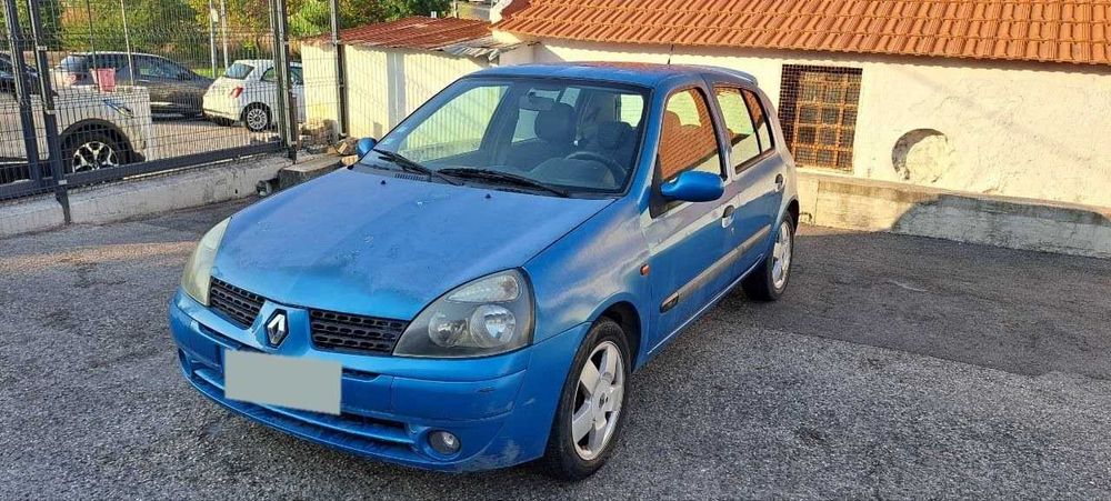 Renault Clio 1.2 16V – 2001 – 5 portas – Gasolina — photo 3