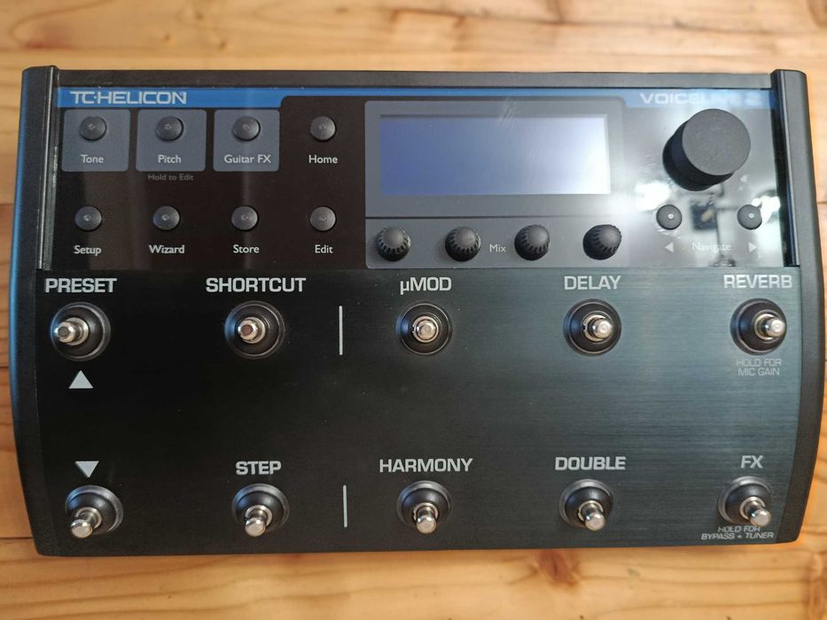 Процесор Ефектів TC-HELICON VOICE LIVE 2- Ideal!