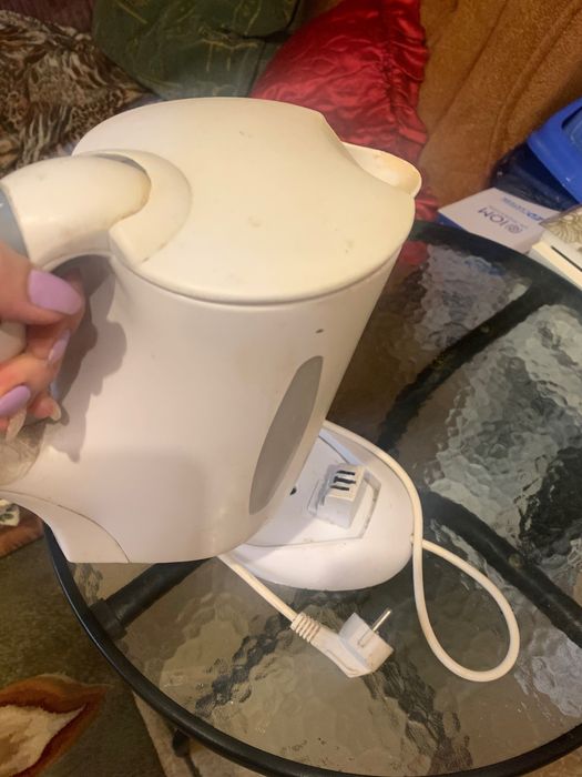 Электрочайник Clatronic