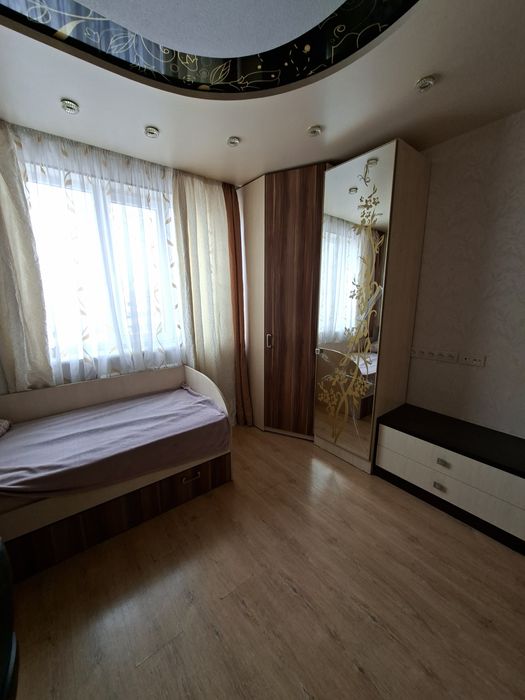 Здам 2 кімнати в 3 кімнатній квартирі ,10 хв метро Холодна гора