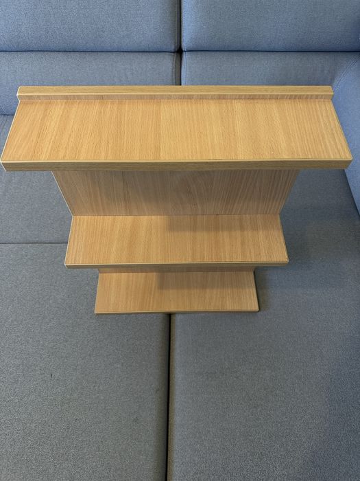 Półka wisząca dokręcana