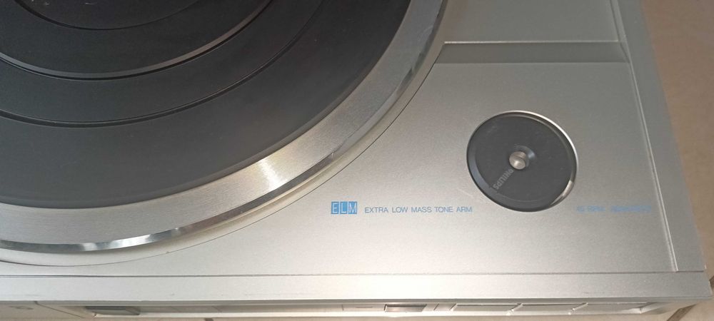 Gramofon tangencjalny( linearny )Philips FP 146