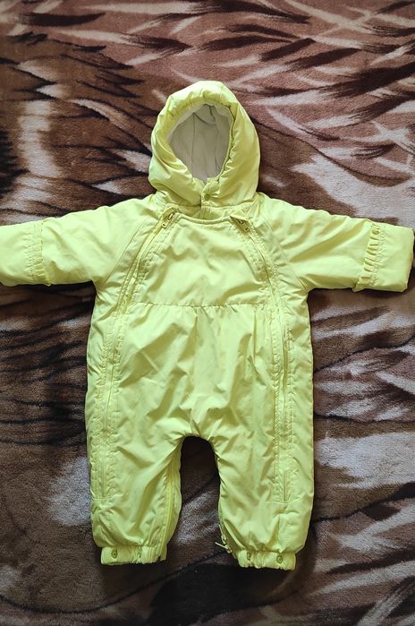 Демисезонный комбинезон на девочку