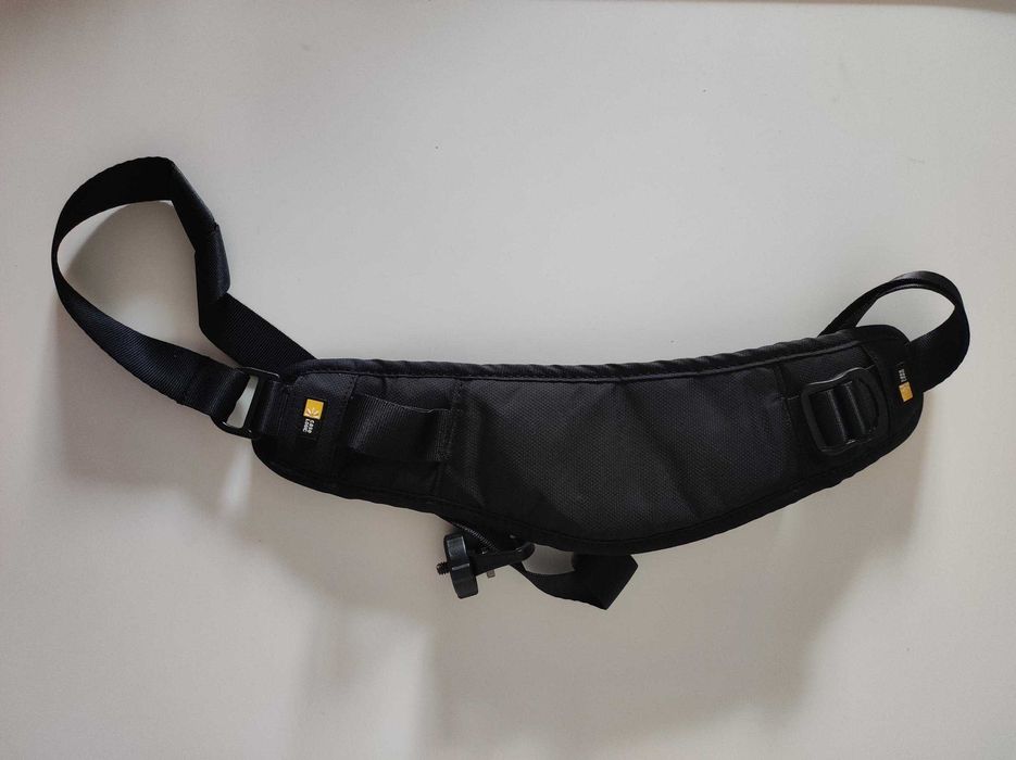 Side-use strap for reflex camera (Logicase)64750575195394120