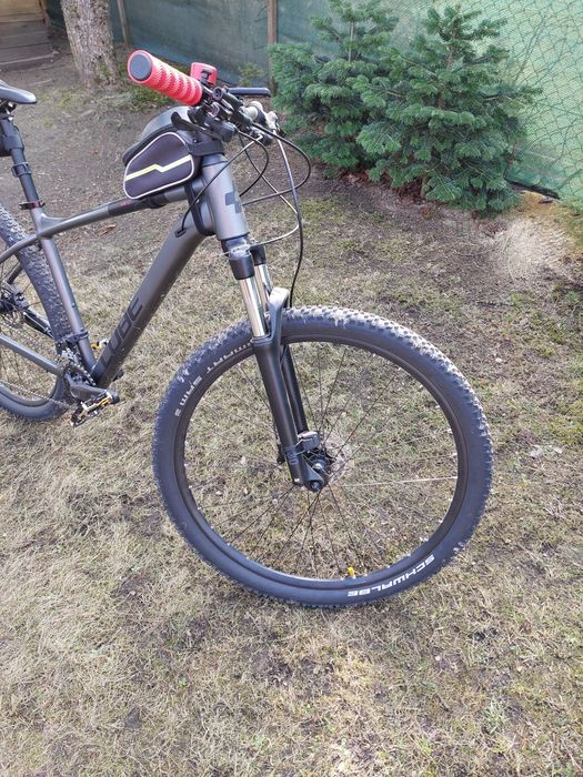 Rower Cube M koło 29