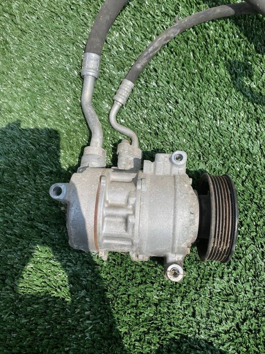 Компресор кондиціонера VW 5Q0820803F