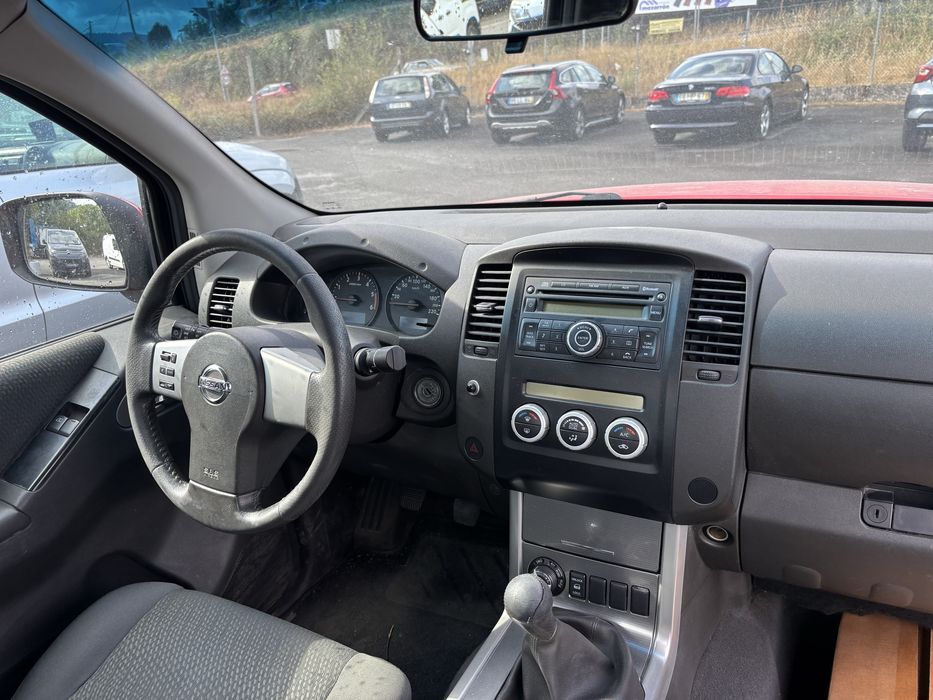 Nissan navara 2.5 dci king cab 2011