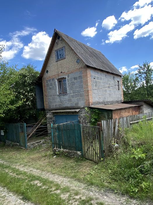 Продам дачу в дачному кооперативі