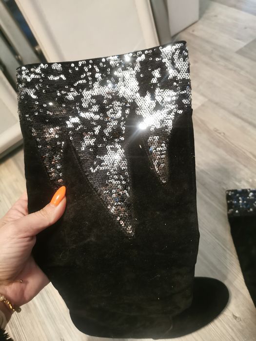 Buty długie cekiny cyrkonie czarne szpilka brązowe zamsz