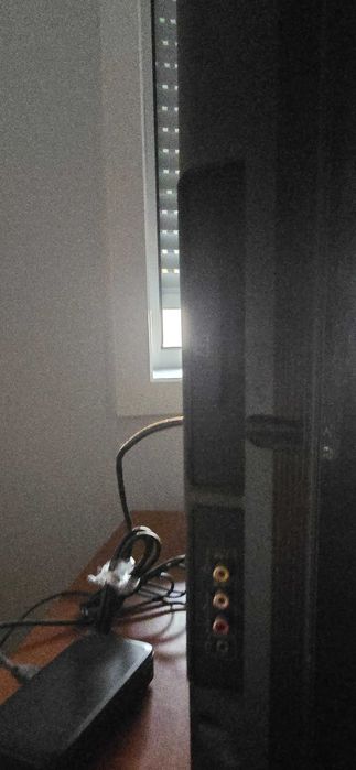 Tv Sony Bravia de 80cm  em ótimo estado