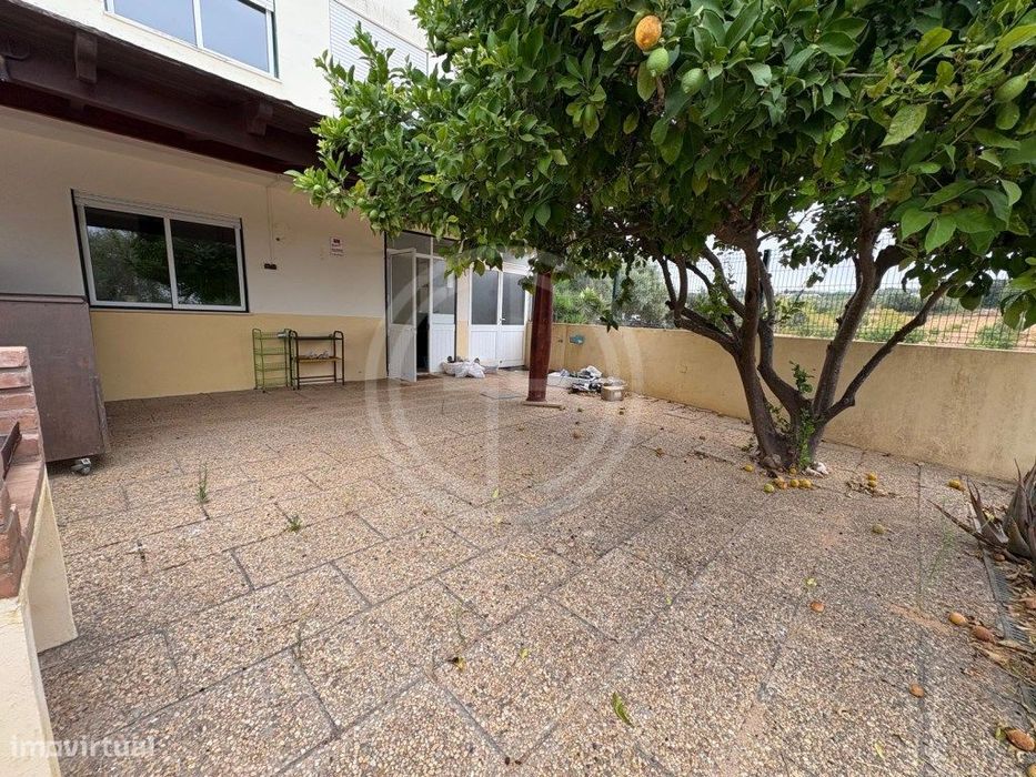 Moradia Geminada T3 em Conceiçãoi, Faro