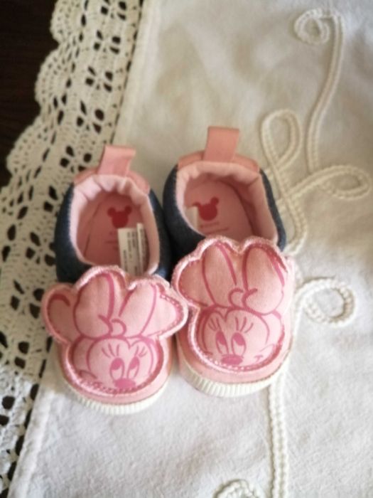 Sapatos Minnie 19 novos Zippy
