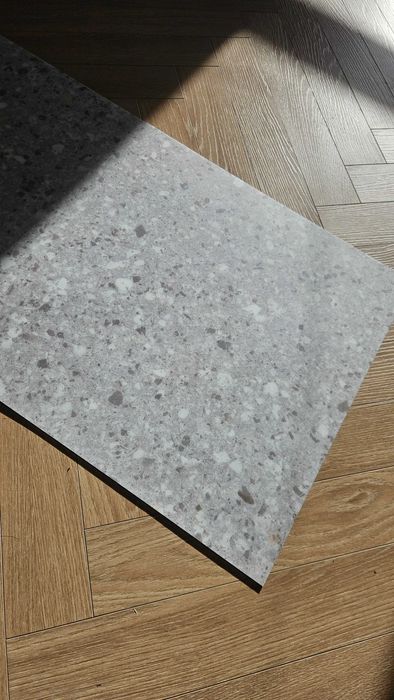 Panele LVT IVC ORIGiN 50x50 Beton/Lastryko