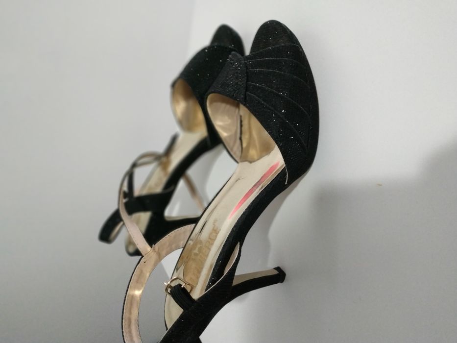 Sapatos com 2 horas uso