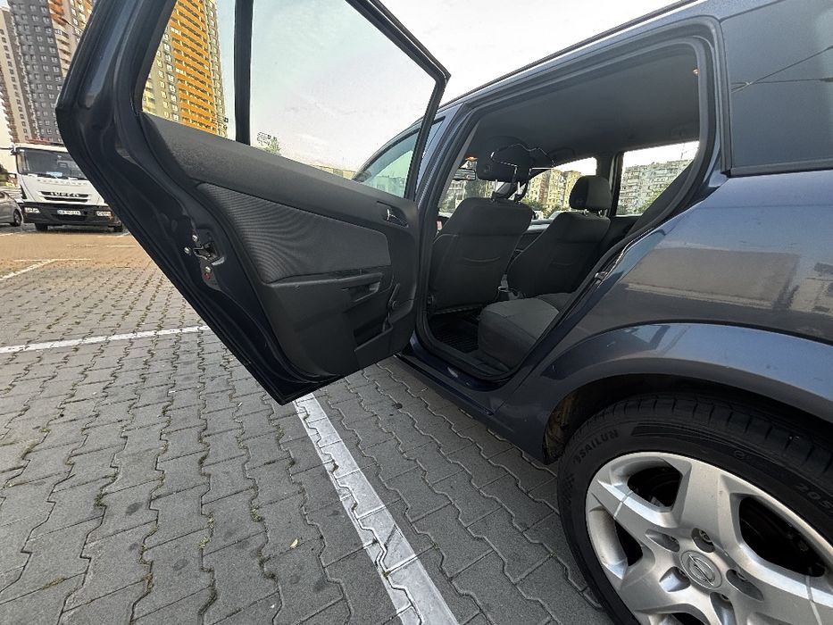 Продам Opel Astra H Універсал (2007)