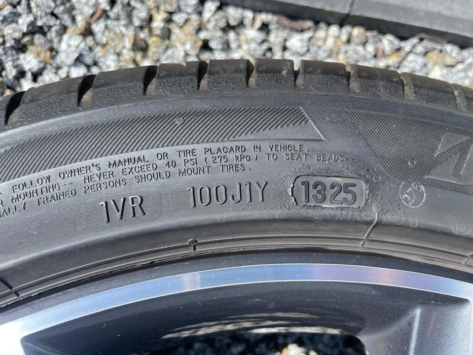 Komplet opon  lato Bridgestone Turanza 6 Enliten  235/45R20 100W