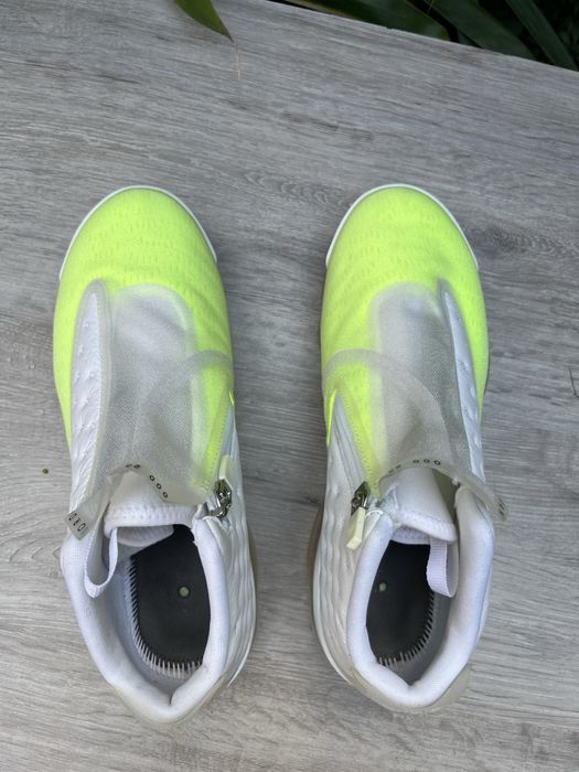 Жіночі кросівки Wmns Air Jordan Reign 'White Volt