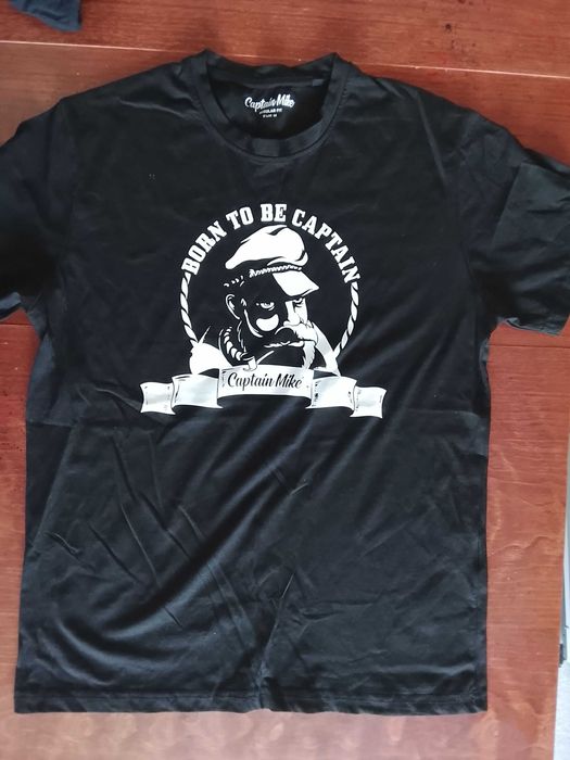 Koszulka T-shirt Capitan Mike czarna rozm. M Nowa