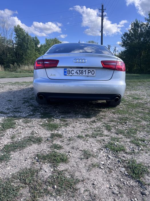 Audi A6 2012 VIN WAUGFAFC8DN074261 фото оголошення 5 з 10