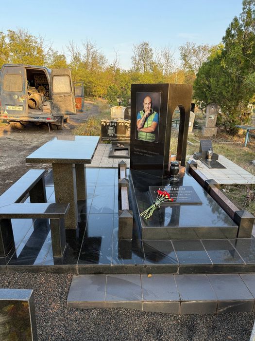 Памятники «КАМ’ЯНА КВІТКА» от производителя - лучшая цена в городе