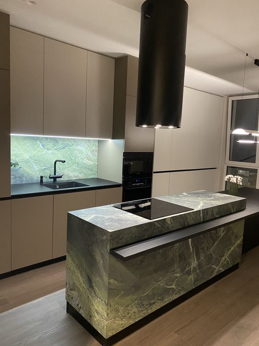 Плиточник широкоформатного керамограніту| Дизайн рішення | Преміум