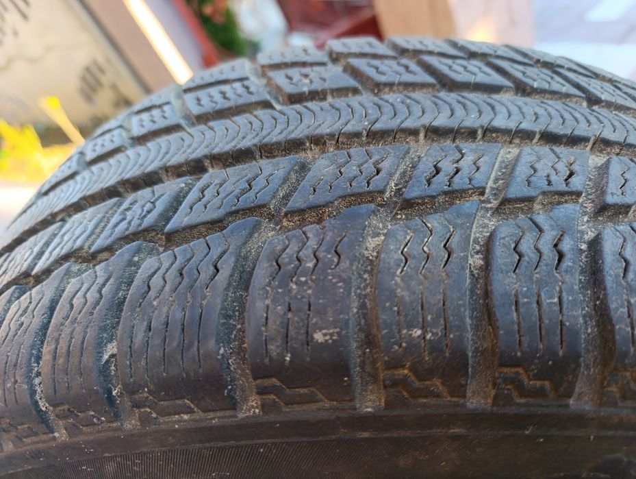 Титани з резиною зимовою