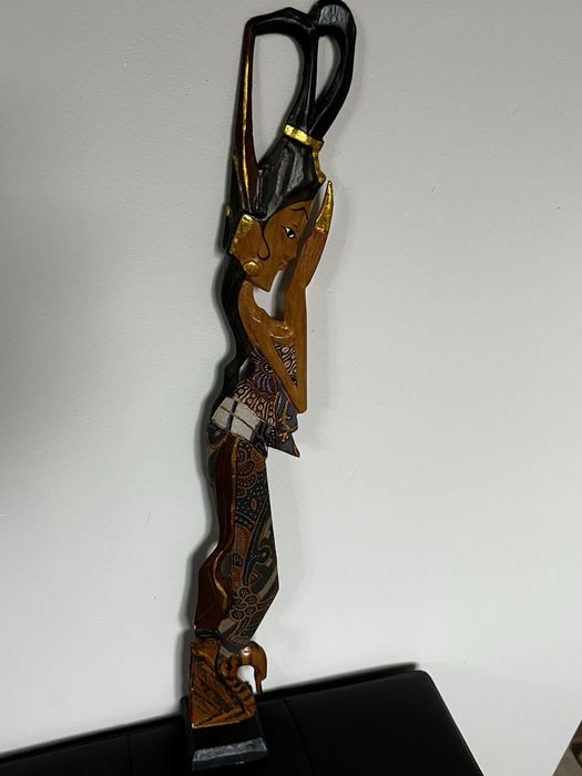 Figurka taneczna z Bali, Indonezja – rękodzieło