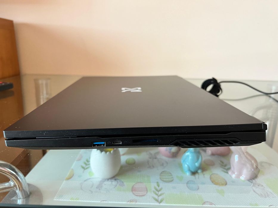 Laptop Dream Machines NH77DE
