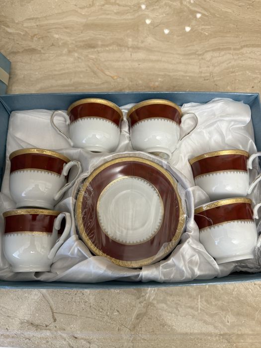 Набор кофейных чашек с блюдцами (6 штук)