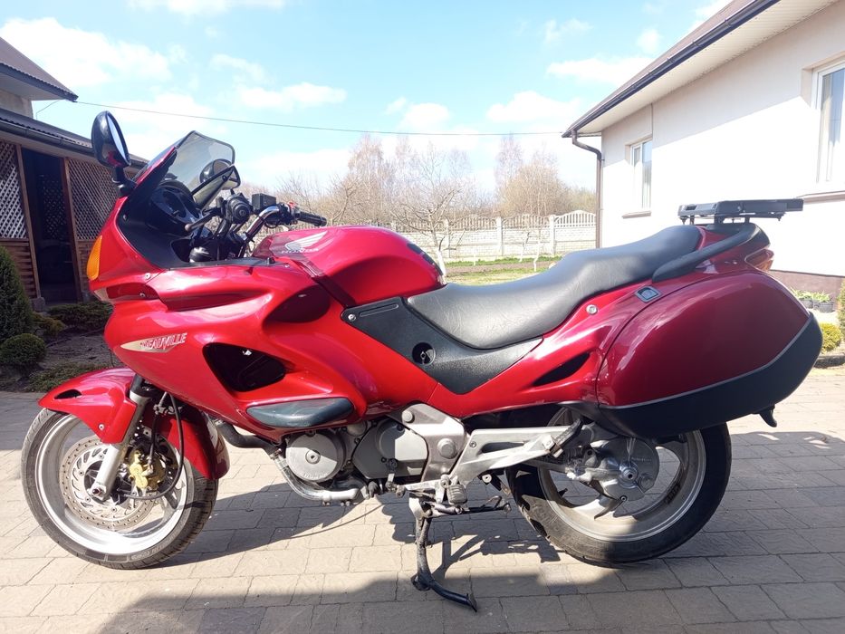 Honda NT 650 Deauville