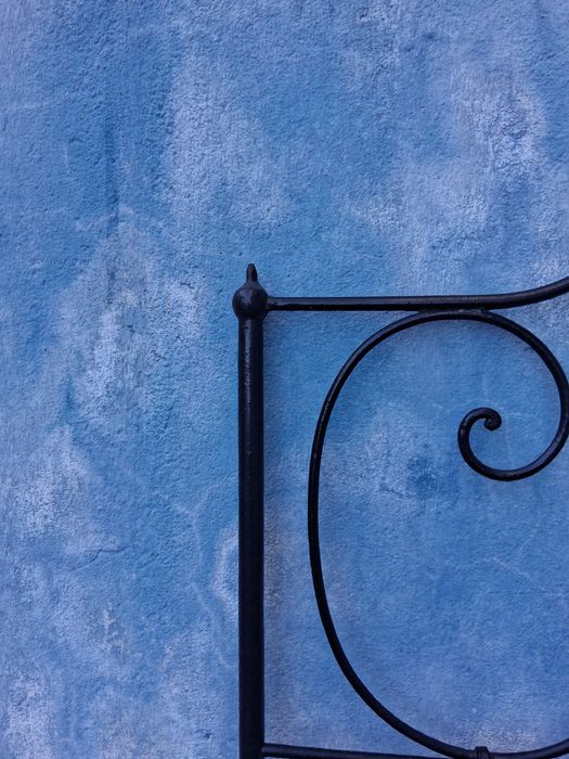 Cabeceira cama antiga de casal 120 L X 124 A em ferro