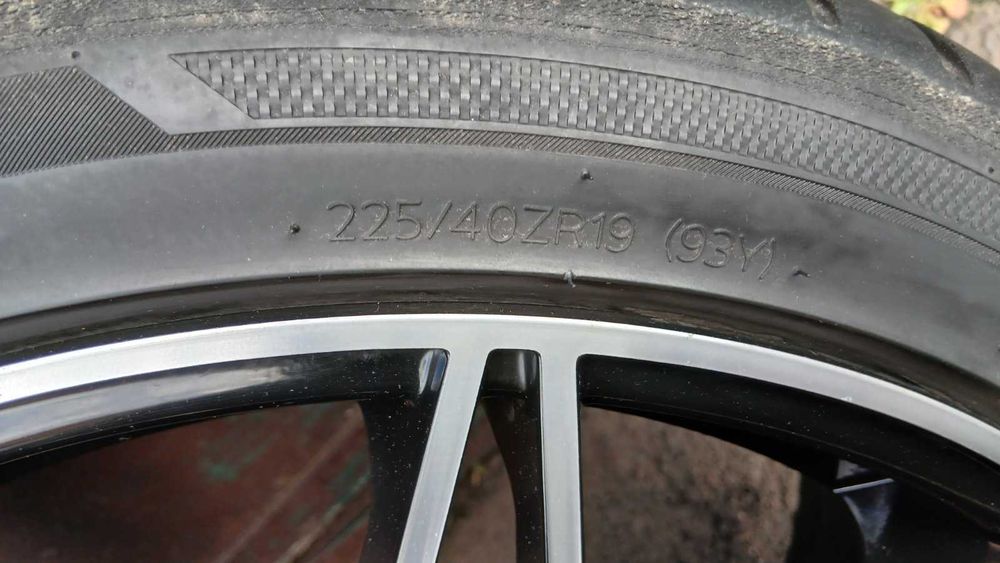 Диски 5х112 R19 Audi, VW, Mercedes, Seat, Skoda, BMW з гумою літо