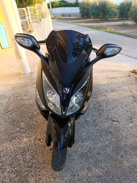 Scooter sym 125 GTS SPORT