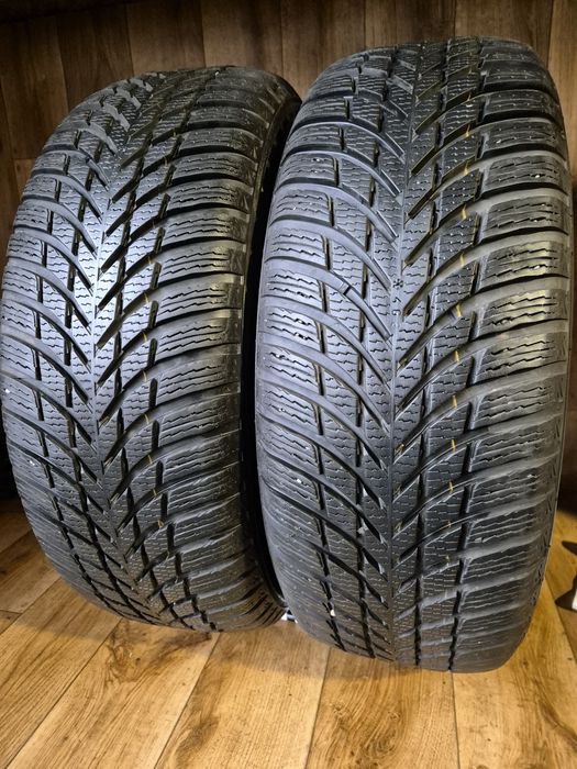215/60/17 Nokian para zima 7,5mm 2023r