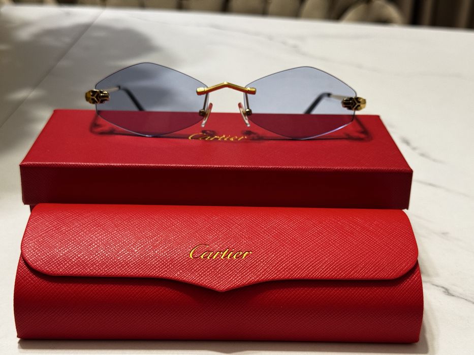 Оеуляри Cartier жіночі