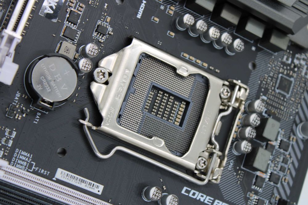 Płyta Główna MSI B360M BAZOOKA - uszkodzona na części / do naprawy