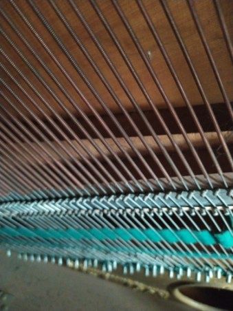 Sprzedam Pianino ETYDE