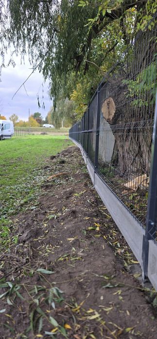 Bramy, Uliczki,  ogrodzenia panelowe