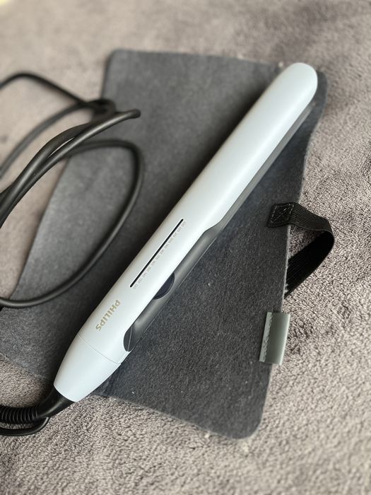 Продам утюжок для волосся Philips BHS520/00