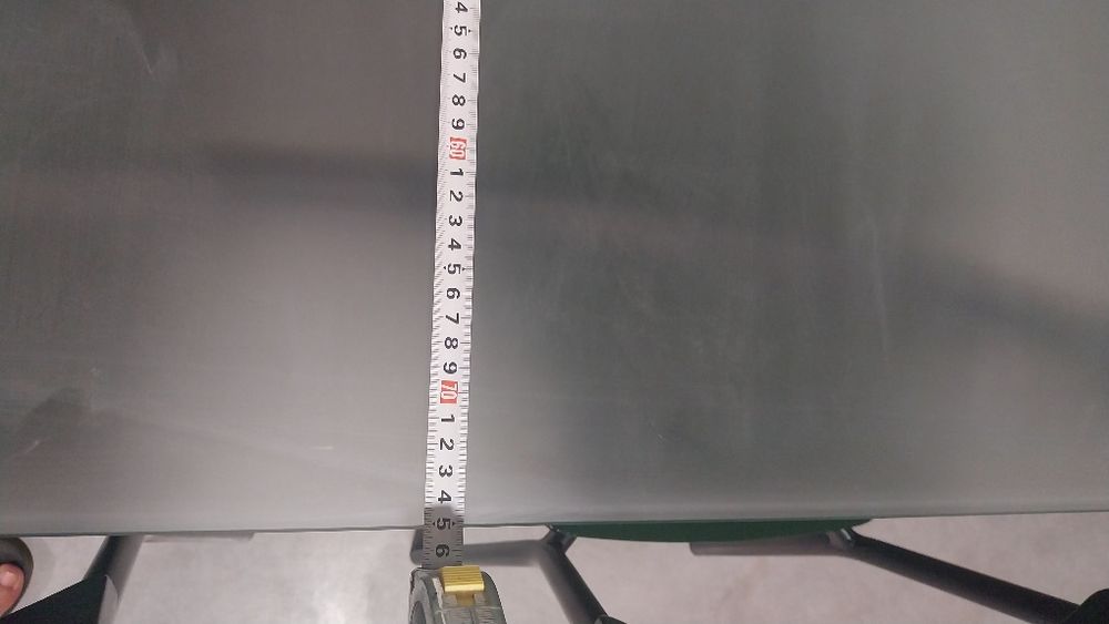 Mesa com tampo vidro fosco e 4 cadeiras!