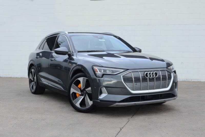 2019 Audi e-tron quattro Prestige