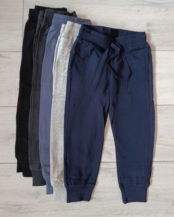 Спортивні трикотажні штани від h&m ріст від 104 до 140 см