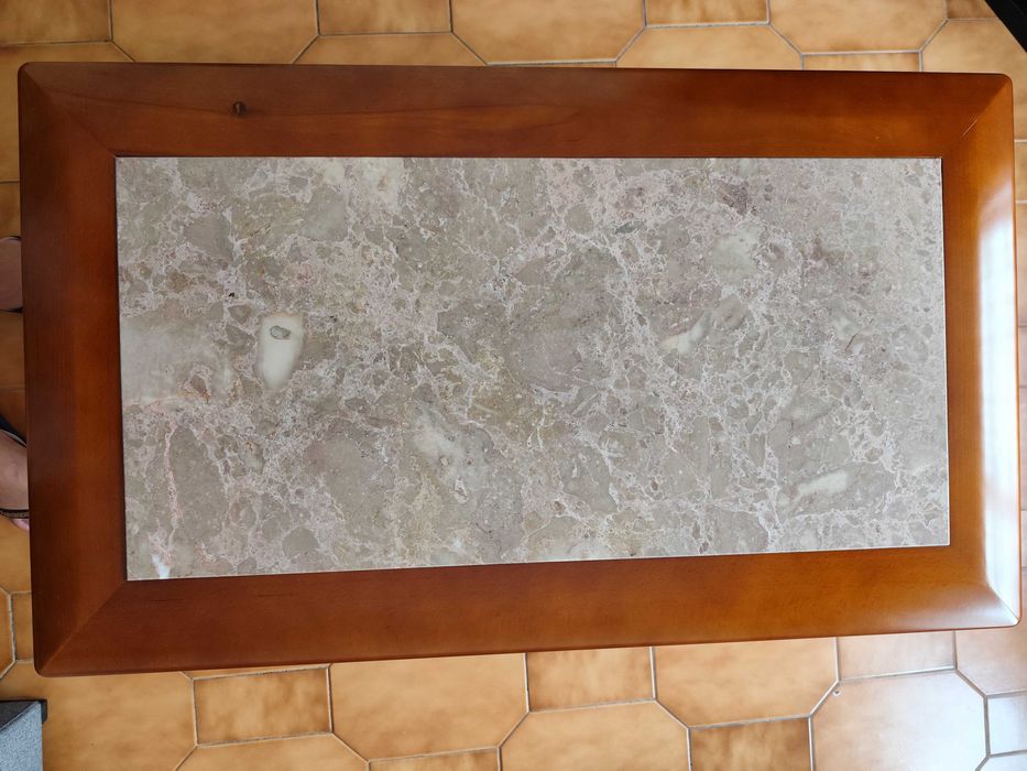 Mesa de apoio de sala