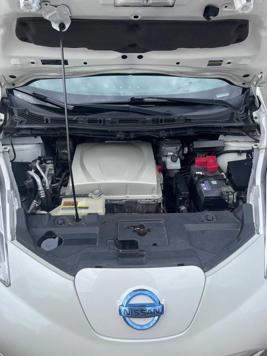 Nissan Leaf SL 2017 г.