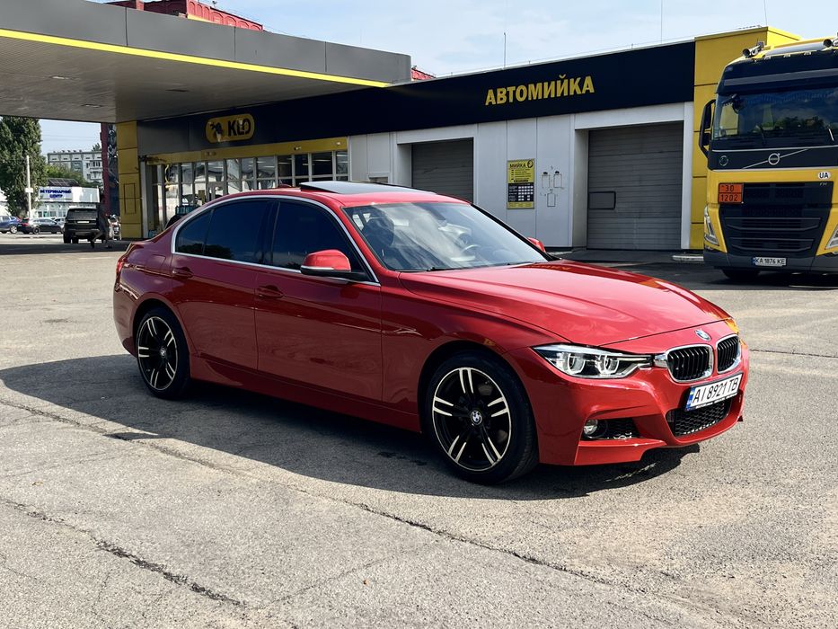 BMW 3 Series 2018 VIN WBA8D9C59JEM32509 фото оголошення 2 з 24