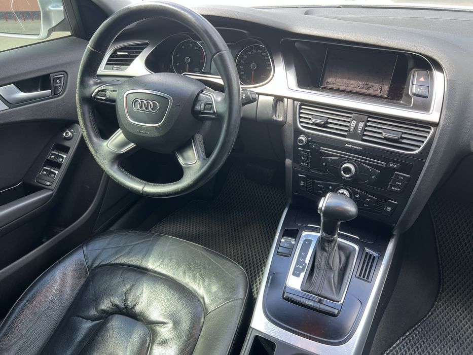 Audi A4 2012 Автомат