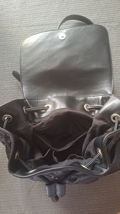 Czarny elegancki plecak Reserved