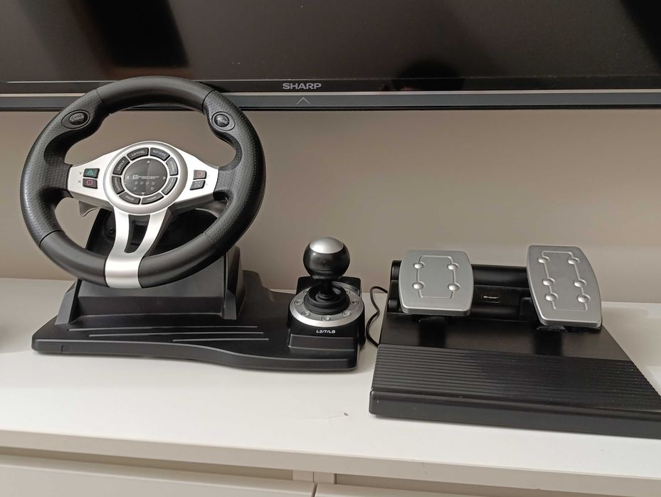 XBOX ONE S + gry + kierownica