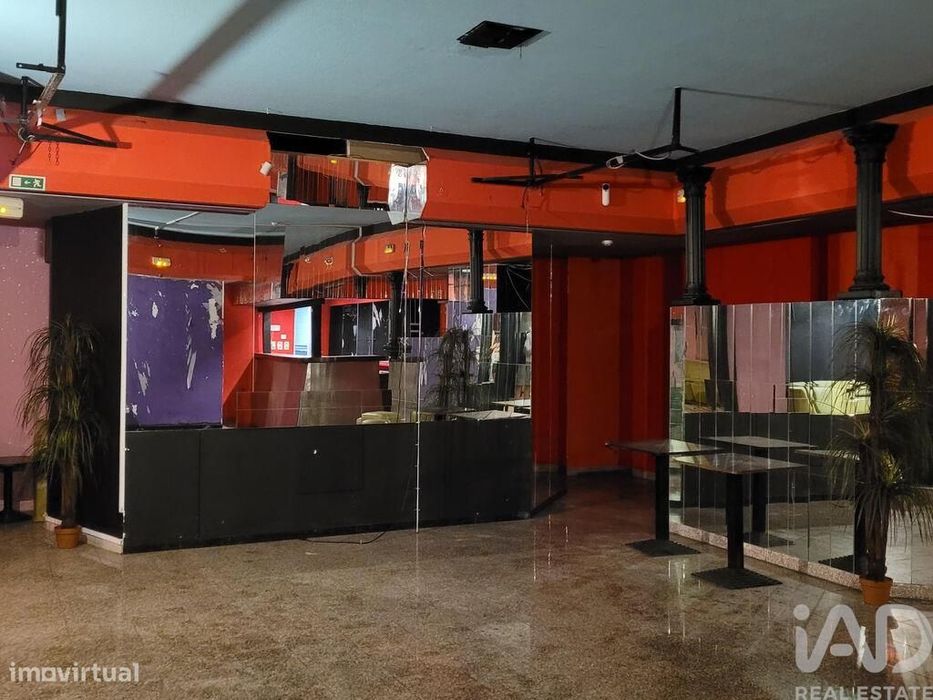 Prédio em Esgueira de 520,00 m2