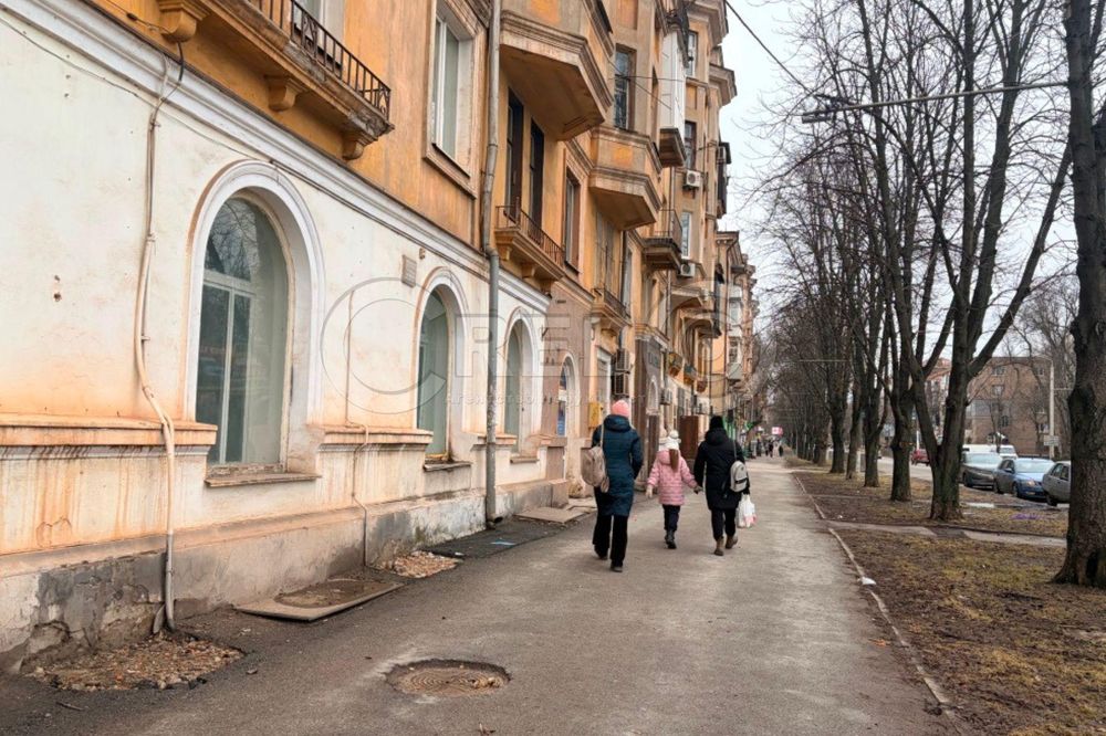 Оренда магазину вул.П.Калнишевського